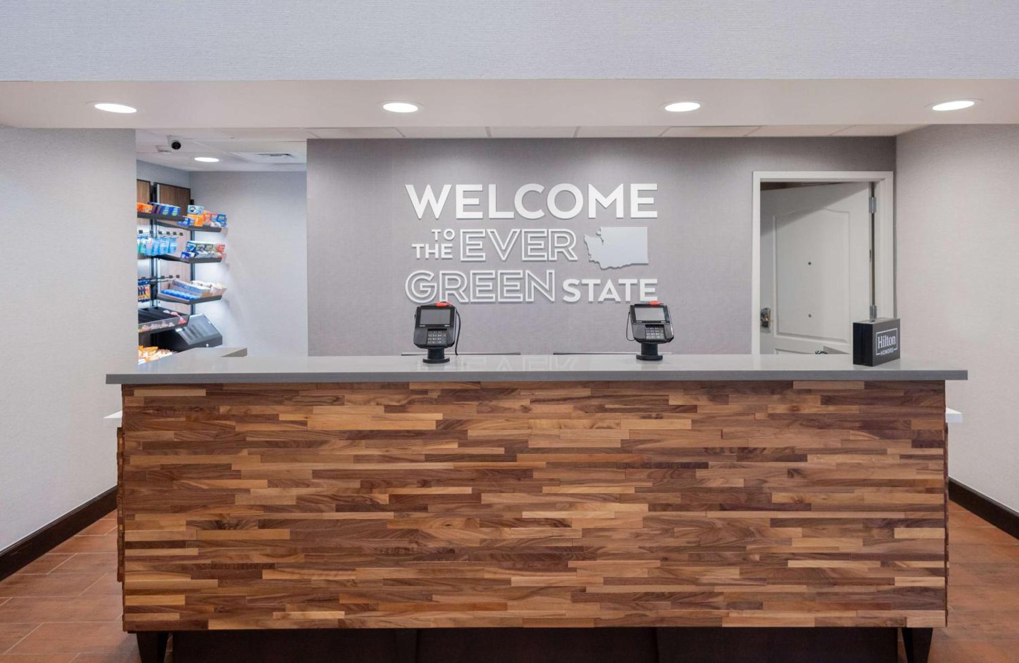 Hampton Inn & Suites By Hilton Seattle/Kent Extérieur photo