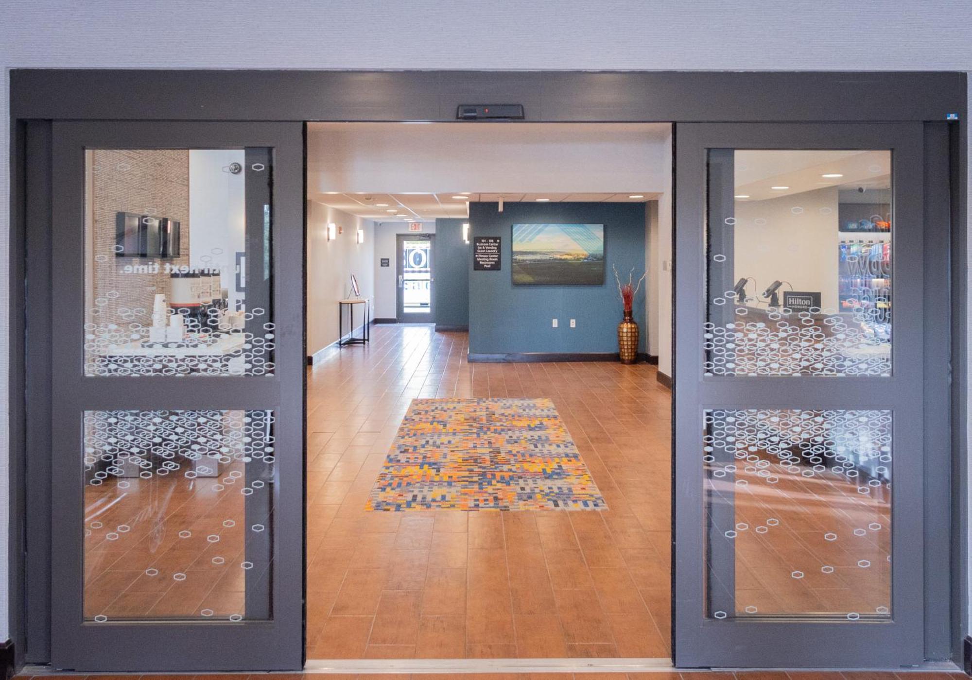 Hampton Inn & Suites By Hilton Seattle/Kent Extérieur photo